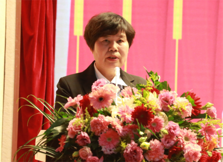 新利官方网站_新利（中国）股份有限公司第一届党委班子选举大会---徐州市树恩中学总校长薛淑萍同志致开幕辞